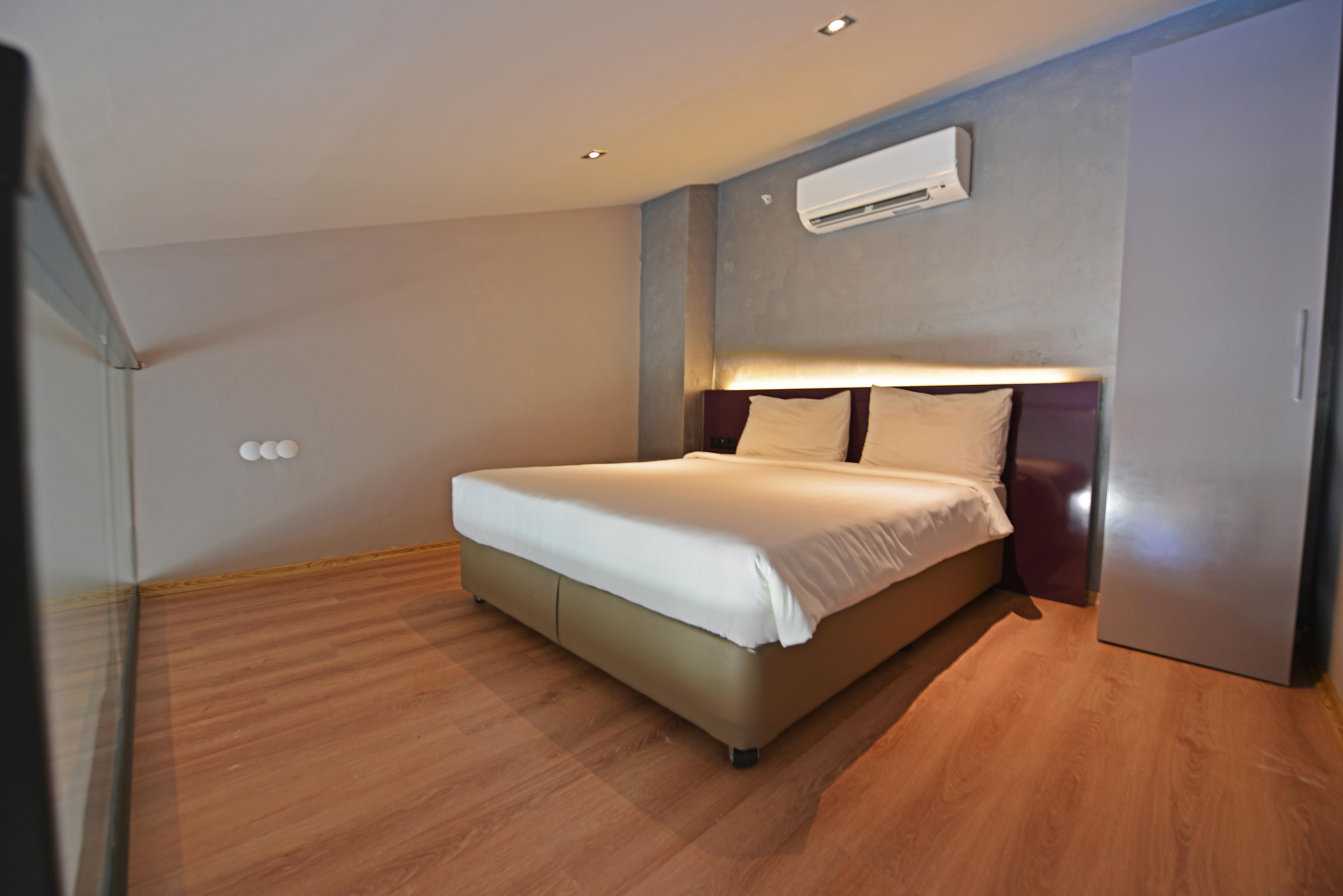 Mirage World Hotel 伊丘美勒 外观 照片