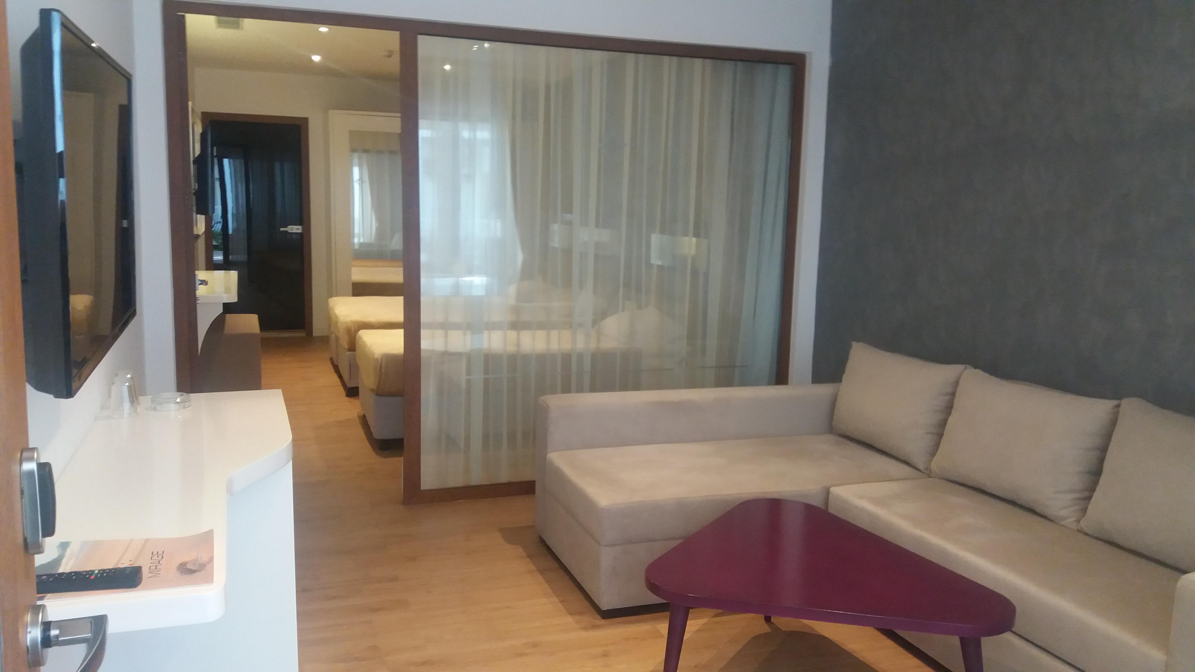 Mirage World Hotel 伊丘美勒 外观 照片