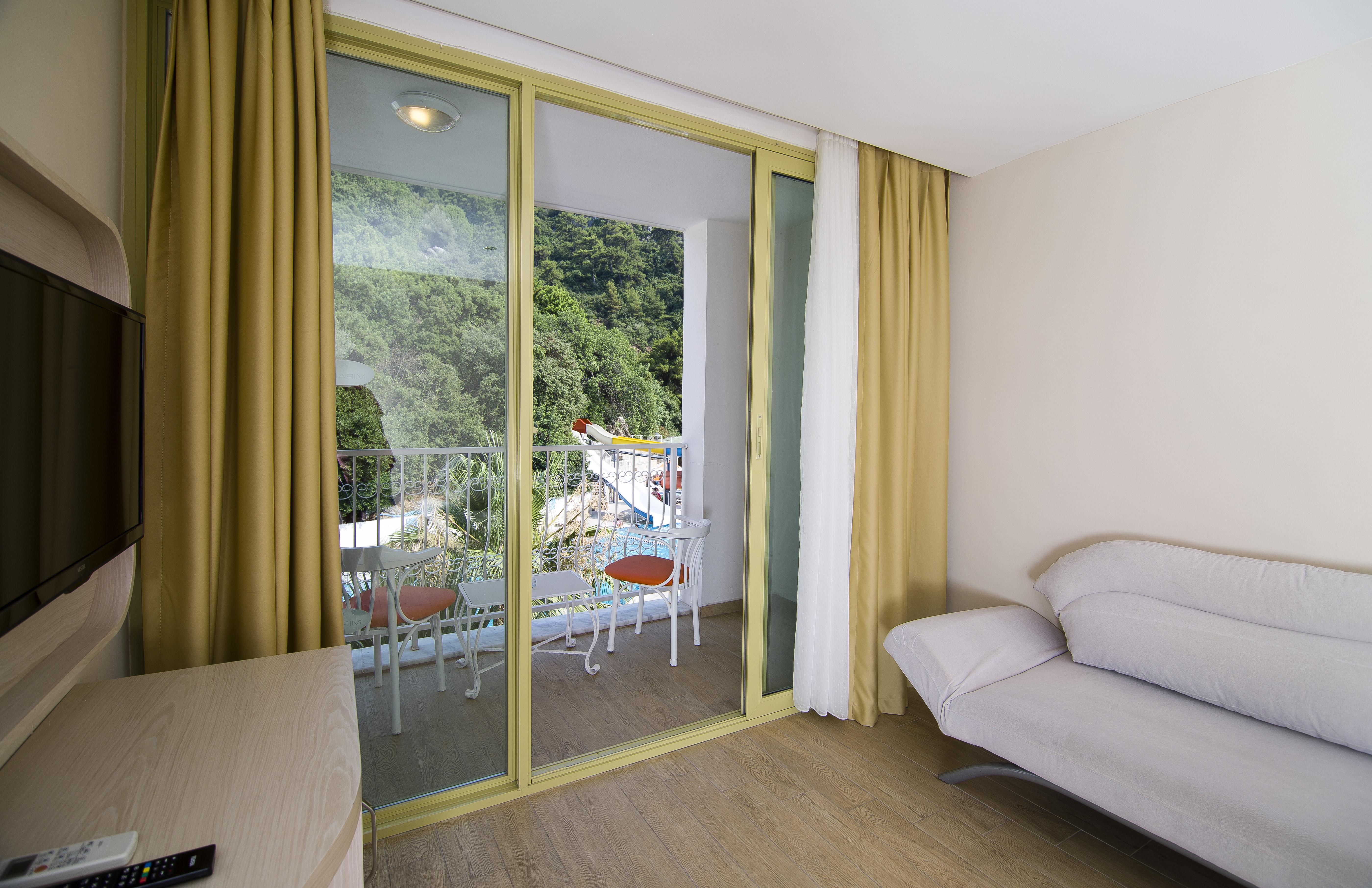 Mirage World Hotel 伊丘美勒 外观 照片
