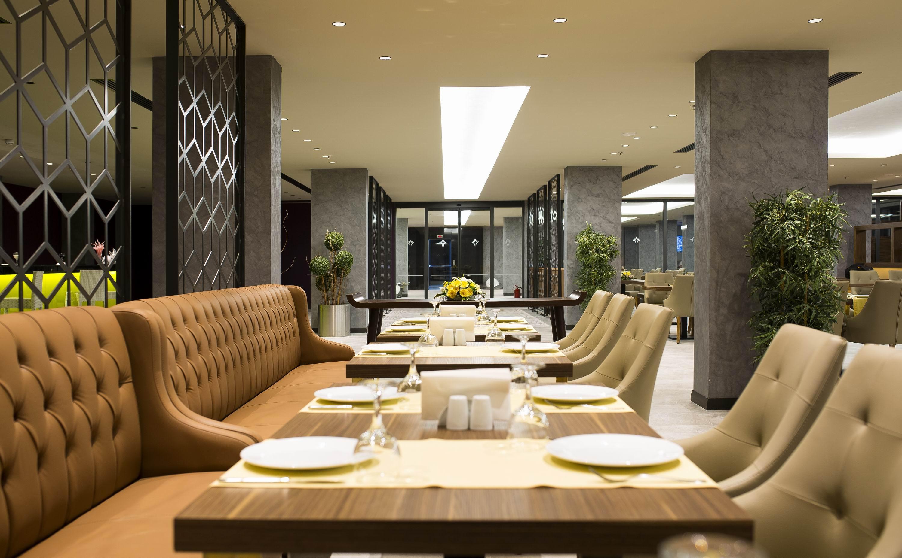 Mirage World Hotel 伊丘美勒 外观 照片