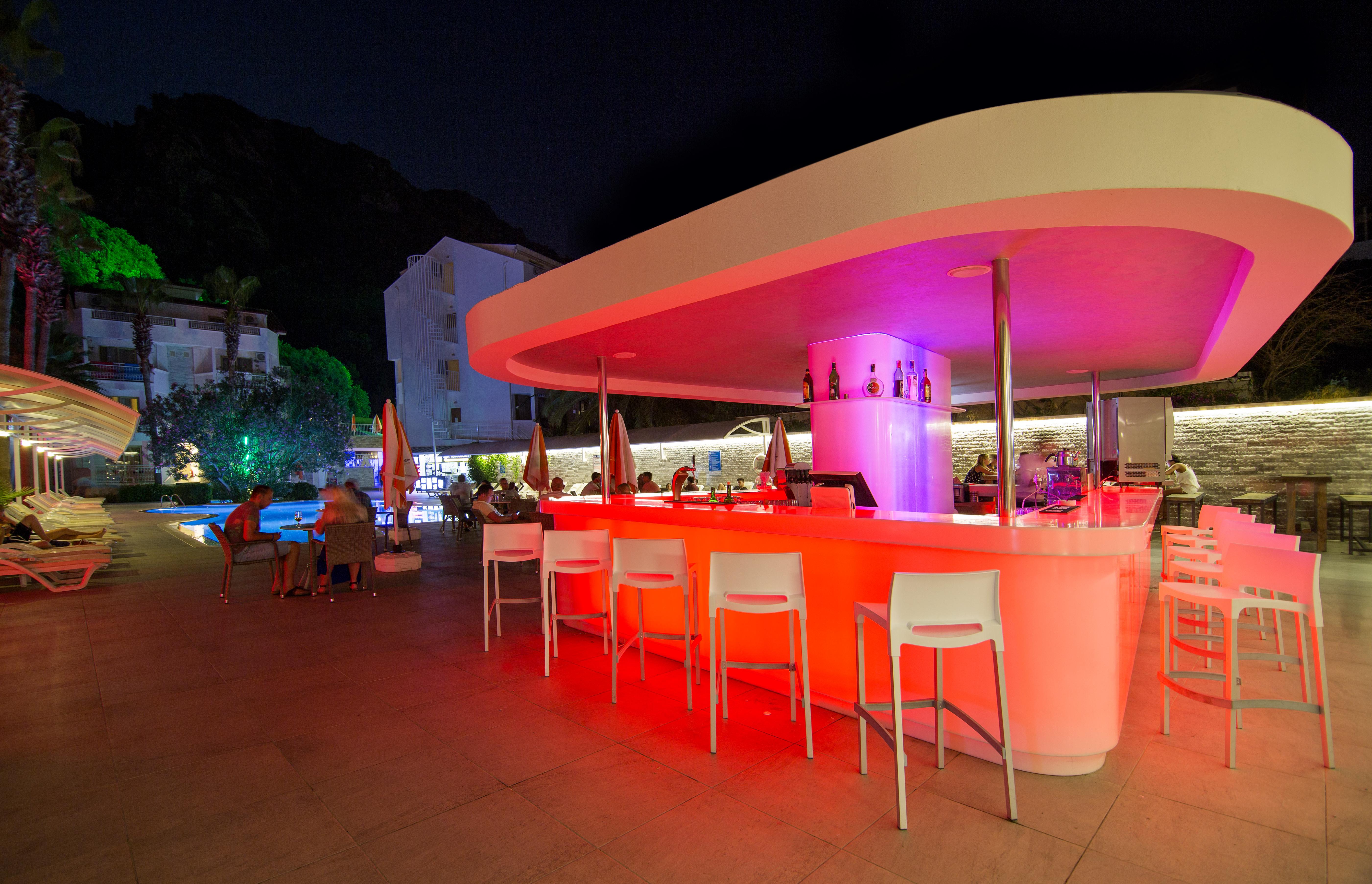 Mirage World Hotel 伊丘美勒 外观 照片